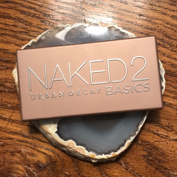 Urban Decay Other - Urban decay- naked 2 basics eyeshadow palette